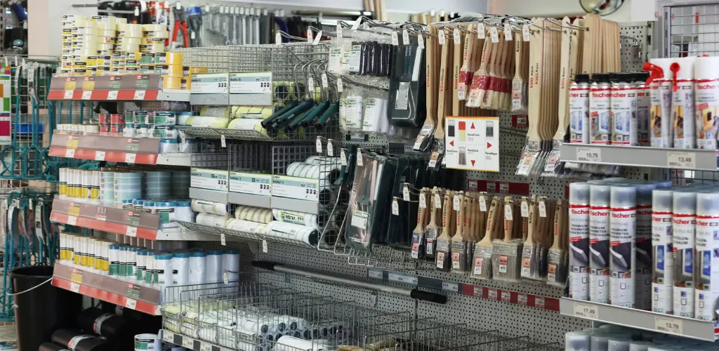 fachmarkt-werkzeug-pinsel-dosen-malerbedarf-muellheim